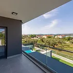 Blue Sky 1 Zadarvillas Villa Turanj