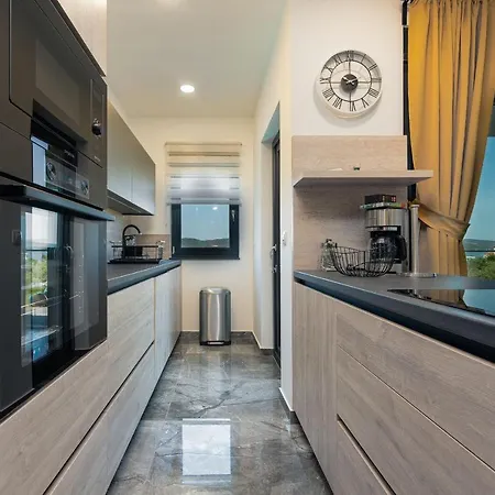 Blue Sky 1 Zadarvillas Villa