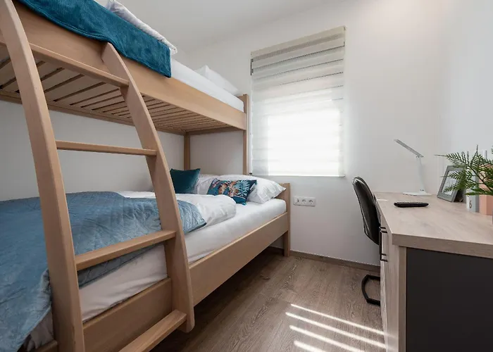 Blue Sky 1 Zadarvillas 빌라 투라니